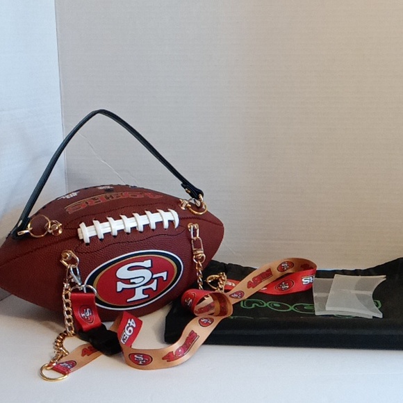 LIMITED EDITION HANDMADE SAN FRANCISCO 49ERS Football Purse 🏈 - Picture 4 of 16